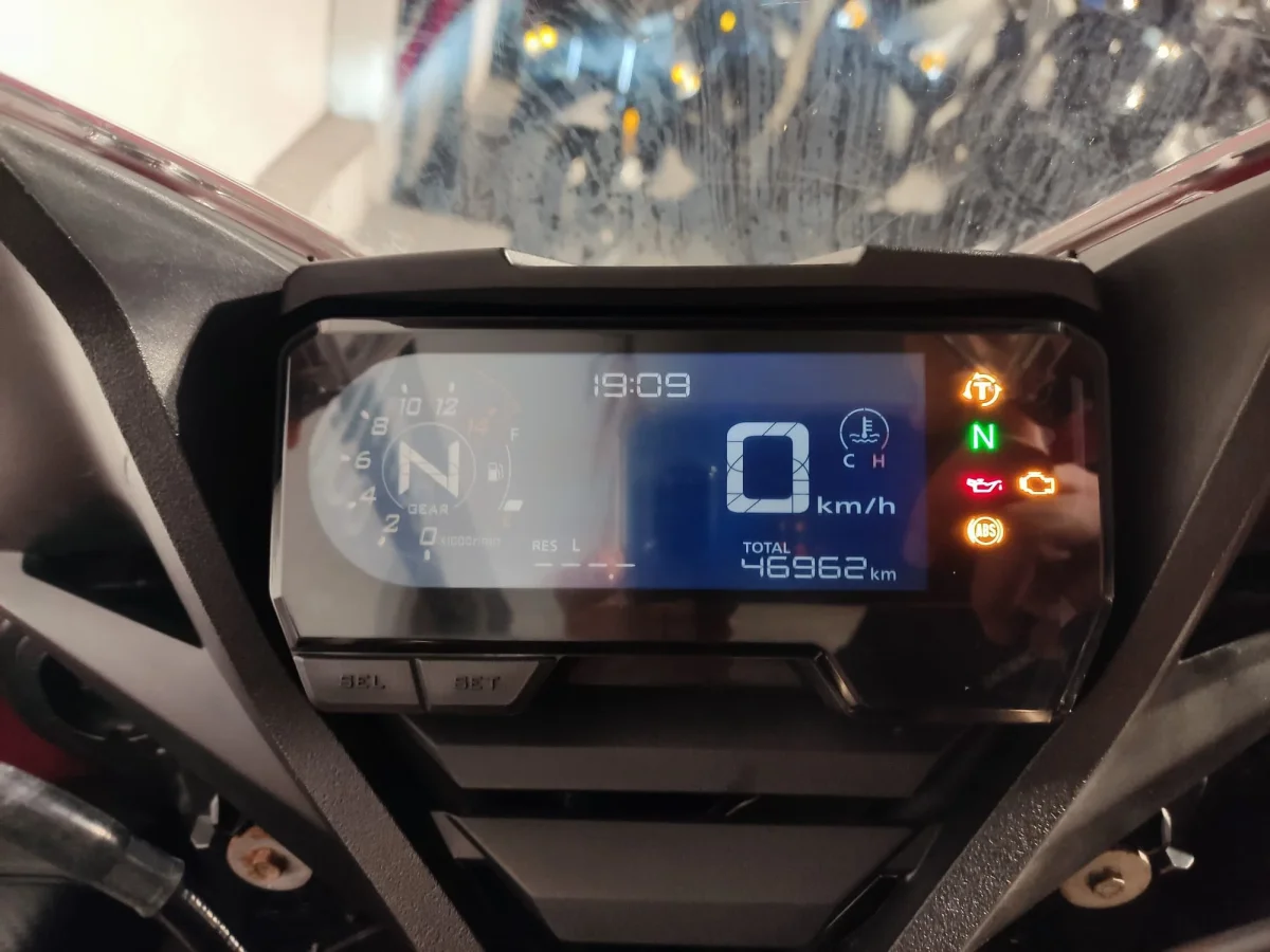 HONDA CBR 650 R - Image 6